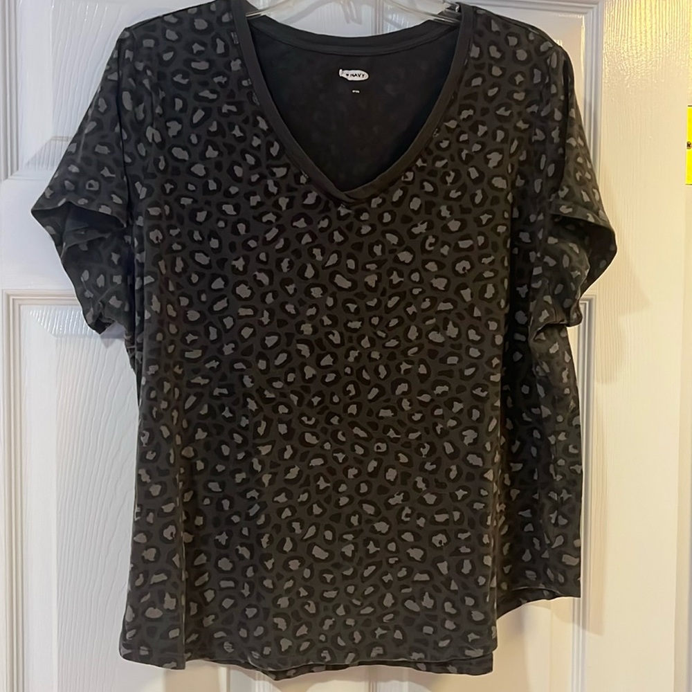 Old Navy short sleeve top